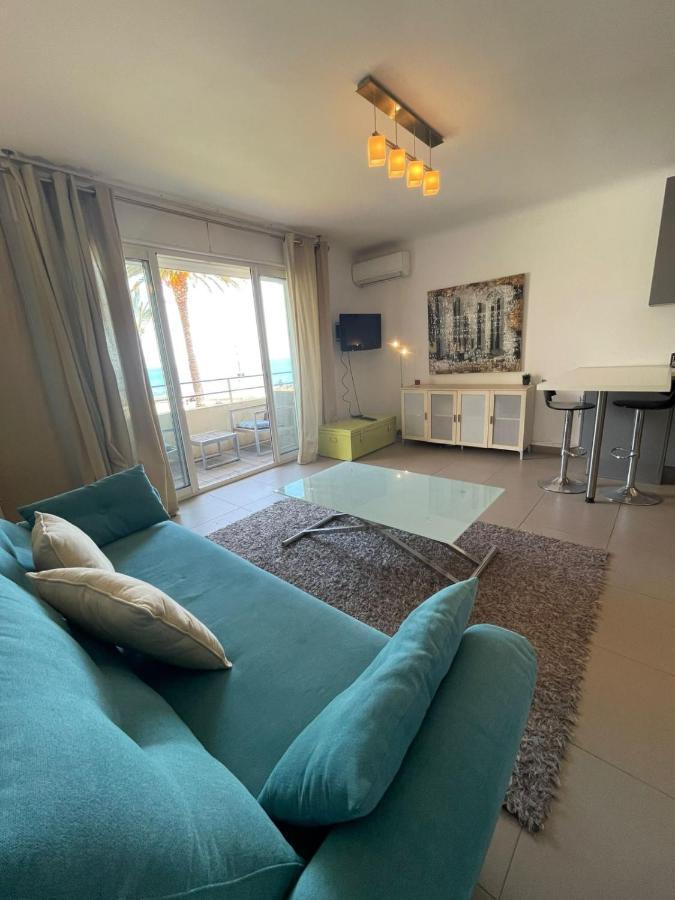 Fully Equipped Beachfront Studio In The Heart Of The City Center Bd Leclerc Antibes Exterior foto